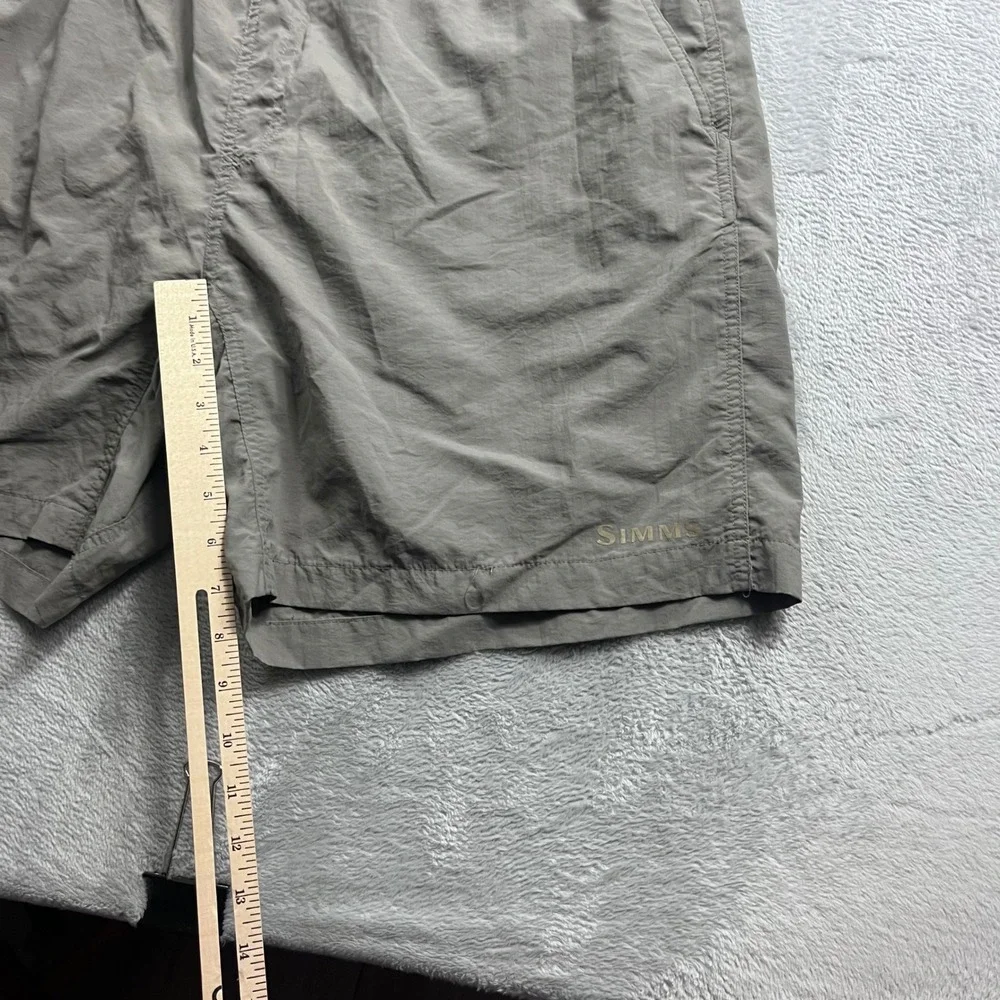 Simms Fishing Products Mens Gray Nylon Mesh Lined Shorts Size Large Outdoor